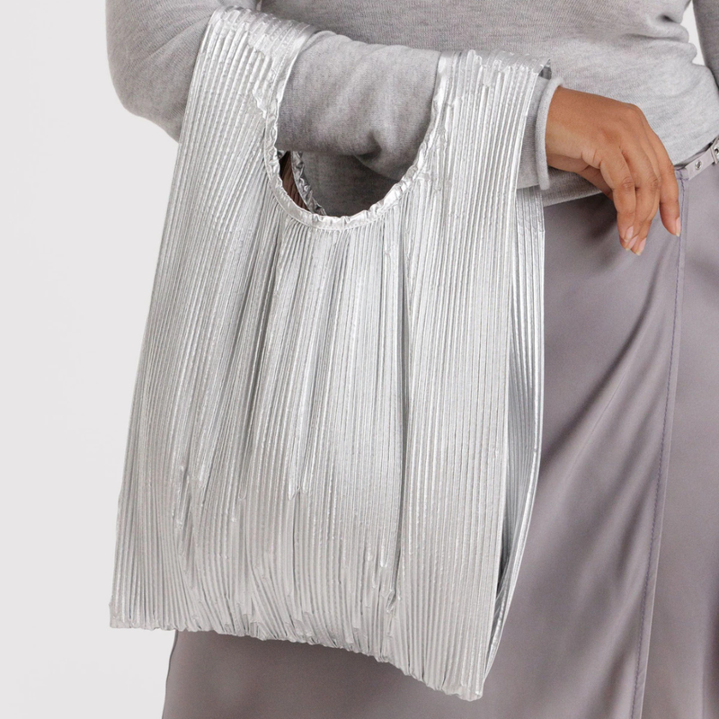Pleated Baggu - Chrome Metallic