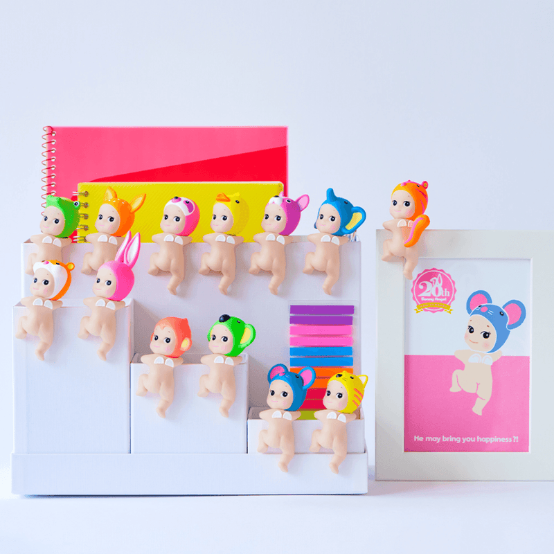 Looking Back Hippers | Spectrum Store: Family Lifestyle Store Looking Back Hippers | Spectrum Store: Family Lifestyle Store