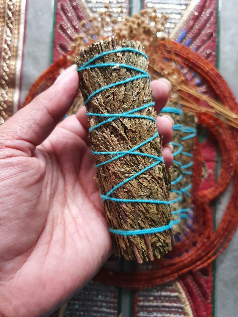 Cedar Smudge (10cm) - SpectrumStore SG