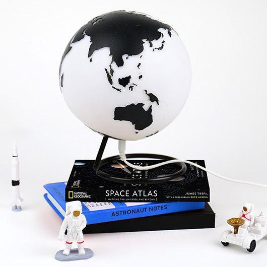 Globe Lamp - SpectrumStore SG